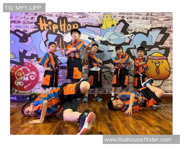 上海街舞队的团队协作与创意碰撞探索街舞文化的魅力与挑战